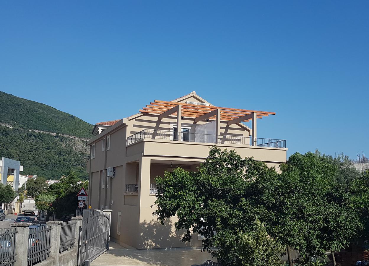 Apartments And Rooms Lijesevic Budva Exterior photo